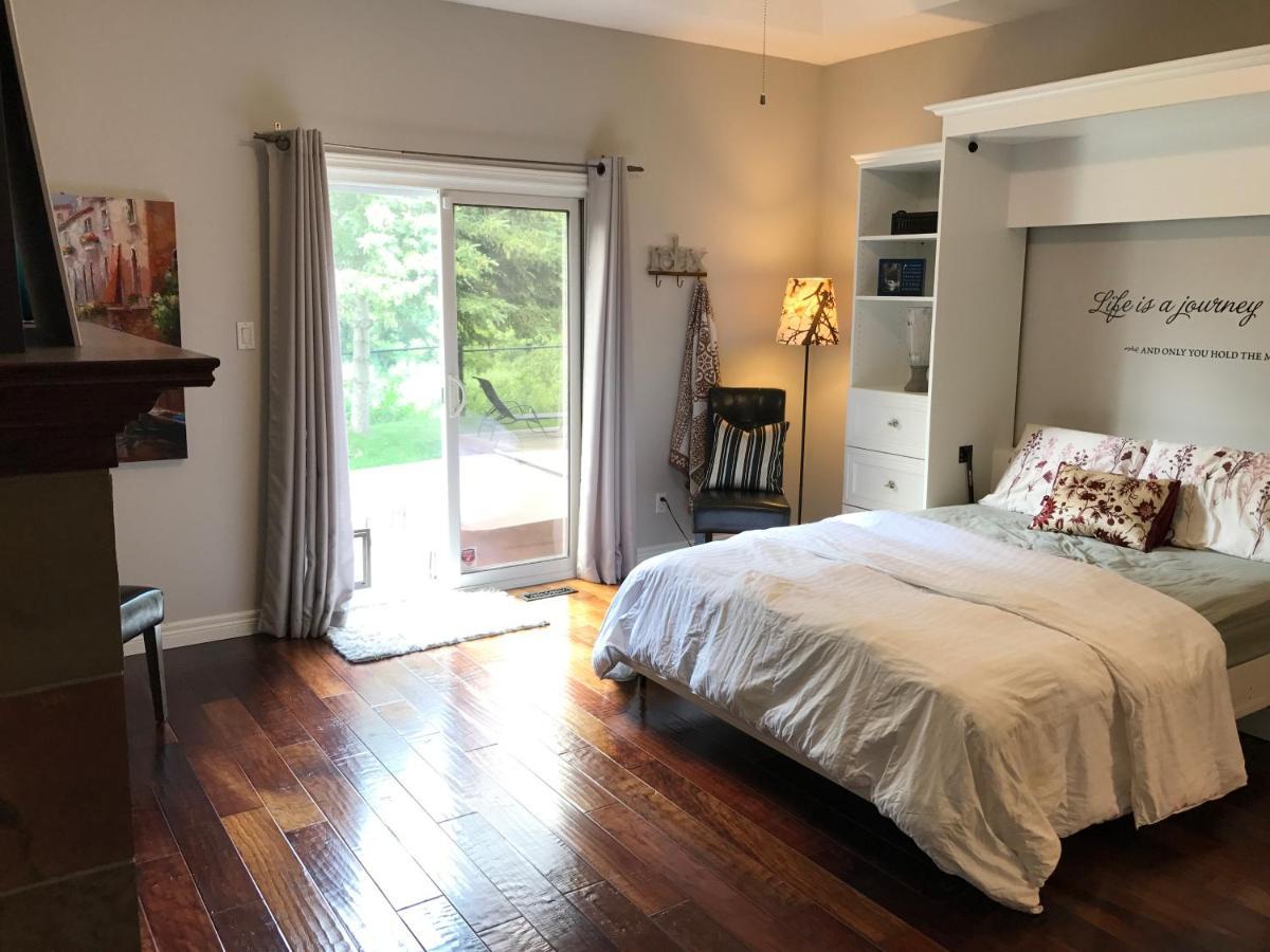 Cozy Luxury On The Thames In Ontario! Apartment London Bagian luar foto