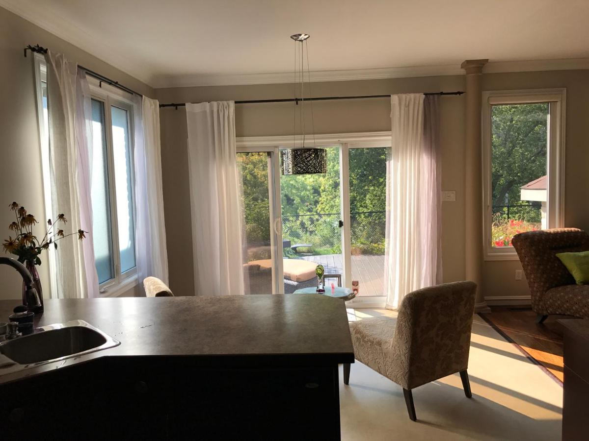Cozy Luxury On The Thames In Ontario! Apartment London Bagian luar foto